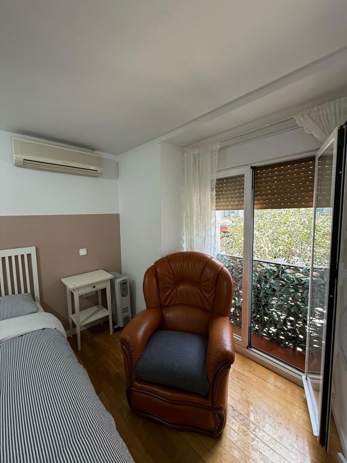 Centrico Junto A La Gran Via Apartamento Madrid